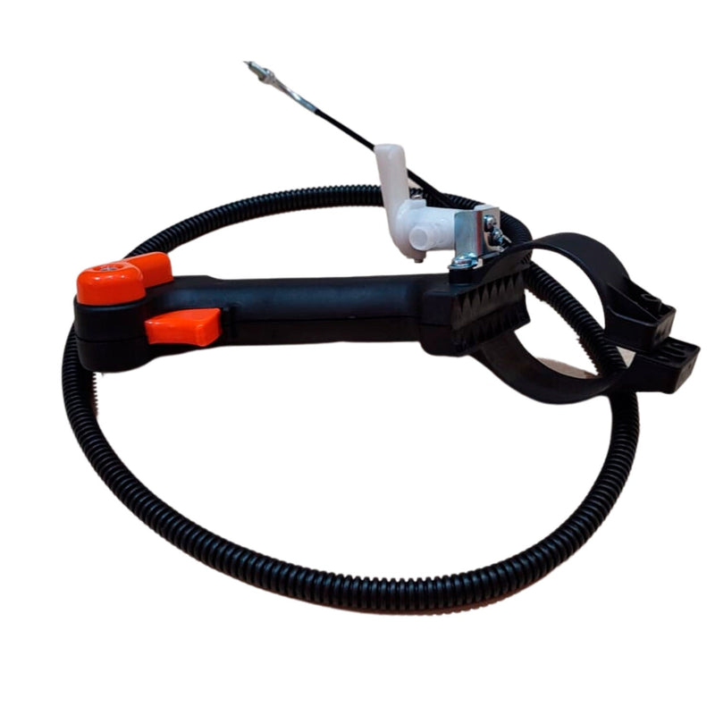 Foto de un Acelerador con interruptor de encendido/apagado Motopulverizadoras van Beek instalado en una motopulverizadora, sobre un fondo verde.